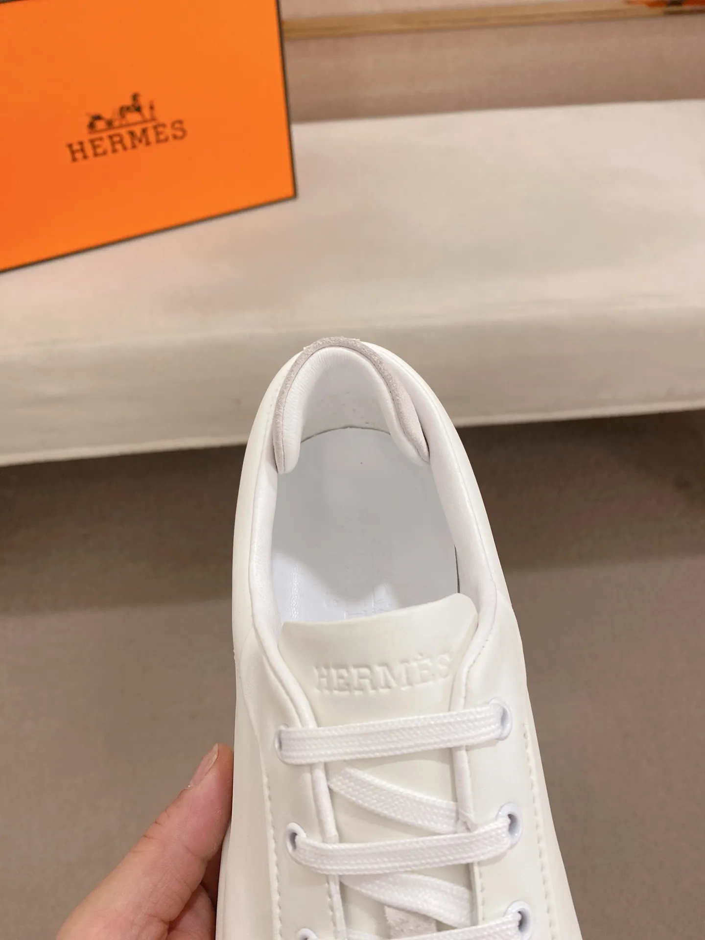 Men's clothing and shoes💰: 442💰《HERMES》【Classic original single version】Hermès; top 🔝purchase agent🔍🔍men's latest 🇺🇸 counter sales simultaneously, imported from Italy original ▲▲cowhide ▲▲ (high-end, nobility, class) ) Exquisite workmanship (Italian 🇮🇹 imported water-dyed 🐂 cowhide lining) sole: original sole provided by the original factory, ⚠️exclusive double-layer activity·TPR·rubber·combined molded outsole; super comfortable·wear-resistant·non-slip·environmental protection The real thing is more beautiful if you take the real thing (high quality, follow the order). You can enter and exit the counter at will * Number of yards: 38-44 (45 can be customized and cannot be returned or exchanged)